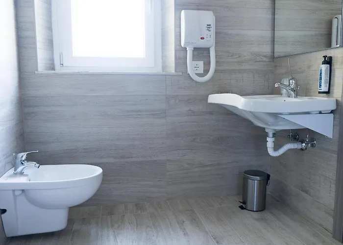 La Casa Del Pellegrino Отель Manoppello