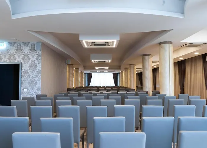 Отель La Casa Del Pellegrino *